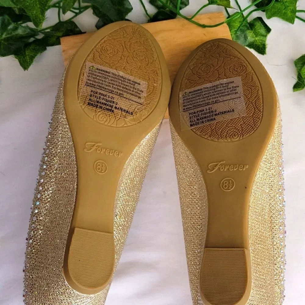 Forever. Amazon Purchase. Champagne/Gold Rhinestones. Wedge. Size 8.5. NWOT